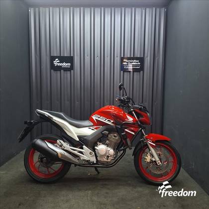 HONDA CB TWISTER 